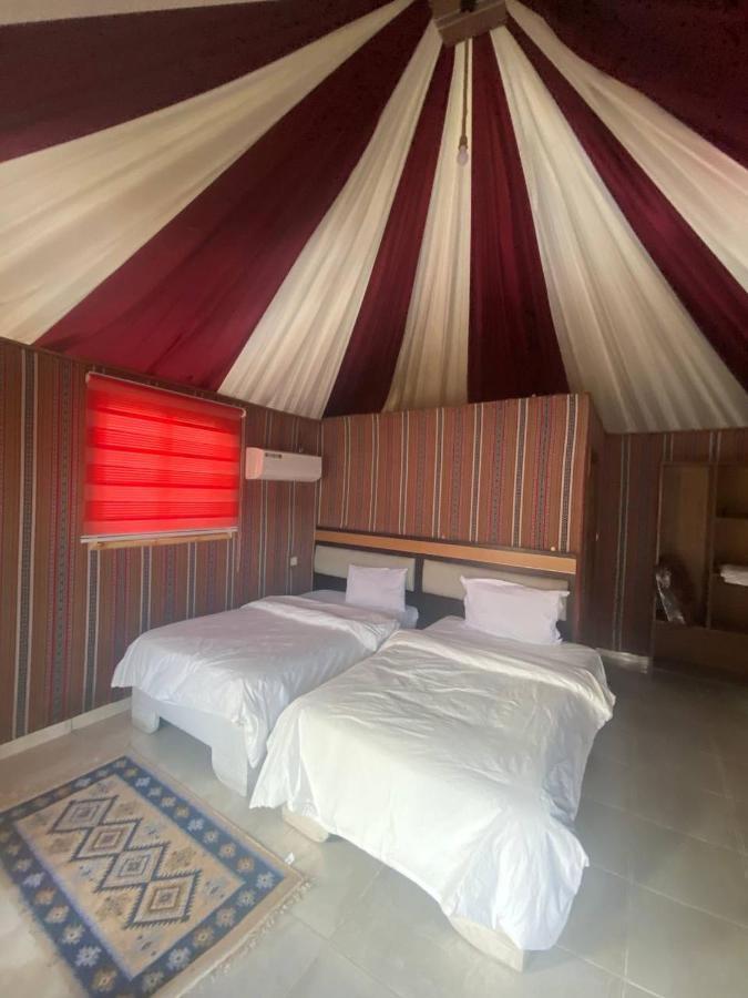 Omar Ali Luxury Camp Hotel Wadi Rum Eksteriør billede