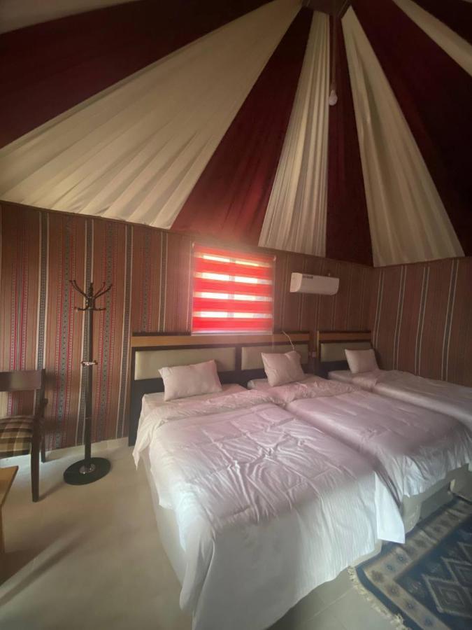 Omar Ali Luxury Camp Hotel Wadi Rum Eksteriør billede