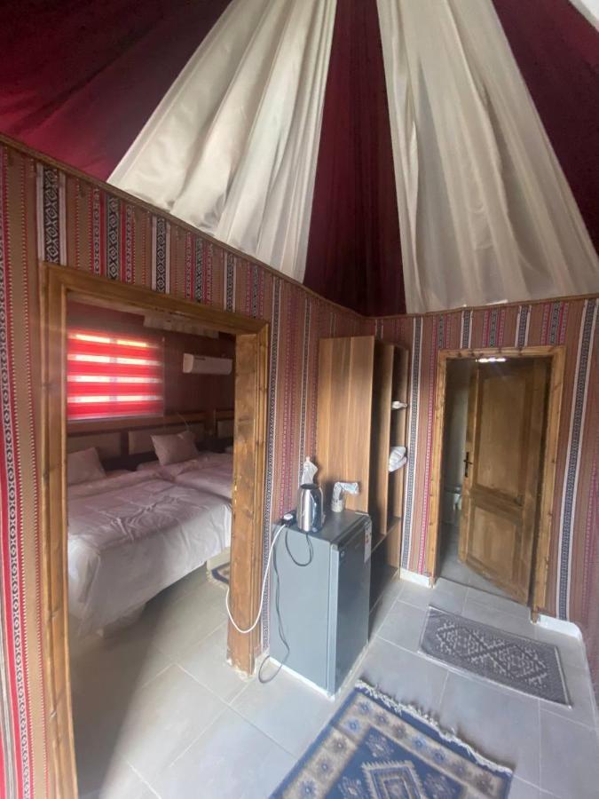 Omar Ali Luxury Camp Hotel Wadi Rum Eksteriør billede