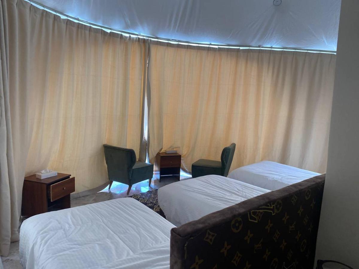 Omar Ali Luxury Camp Hotel Wadi Rum Eksteriør billede