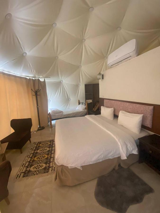 Omar Ali Luxury Camp Hotel Wadi Rum Eksteriør billede