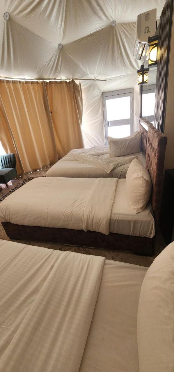 Omar Ali Luxury Camp Hotel Wadi Rum Eksteriør billede